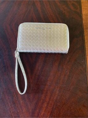Adrienne Vittadini Metallic Silver Woven Wristlet with Strap